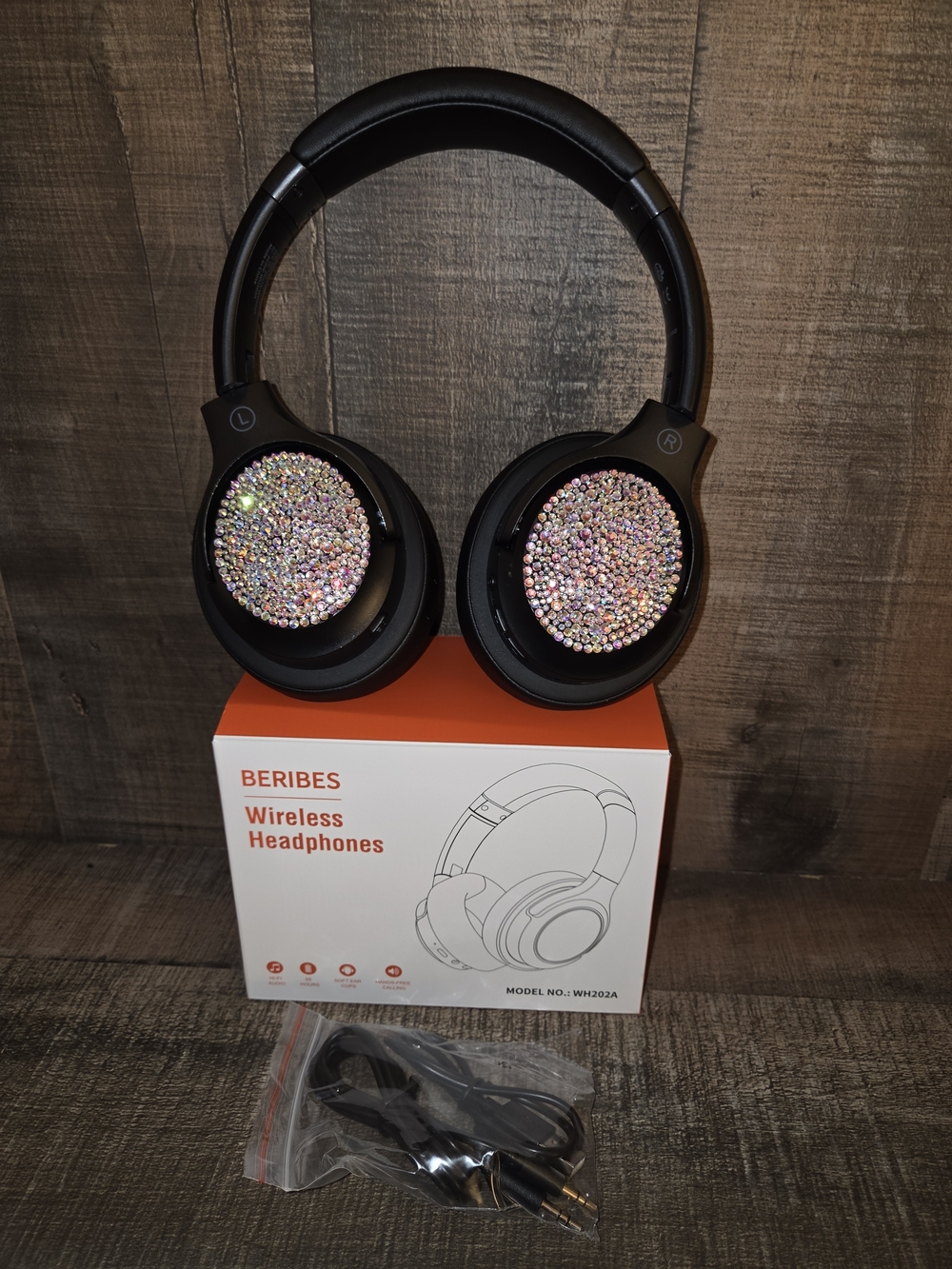 NIB Custom Rhinestone Beribes Wireless Headphones - Matte Black Crystal AB